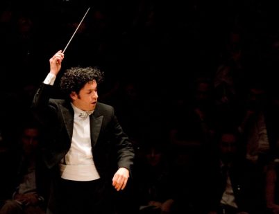 Gustavo Dudamel 2 credit Vern Evans_LA Phil crop