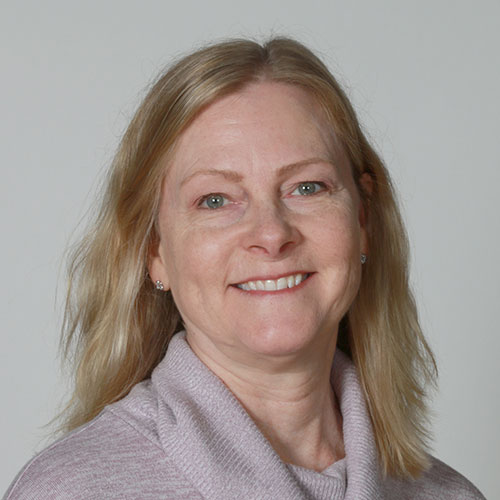 Joan Crossland headshot