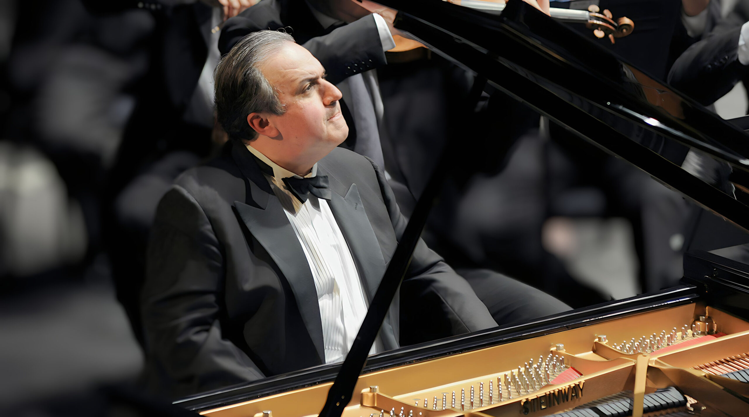 Yefim Bronfman with Curtis On Tour. Photo by Frank Stewart