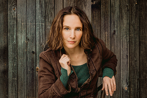 Hélène Grimaud, piano. Photo by Mat Hennek. Hélène Grimaud, piano. Photo by Mat Hennek.